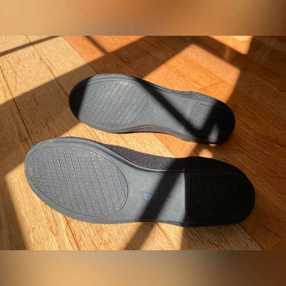 Rothy’s black ballet flats- classic addition size 8 - Picture 3 of 8